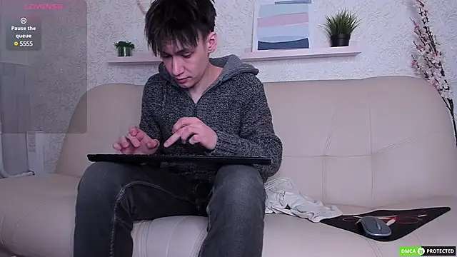 CalvinOwens online show from 03-03-25, 05:31