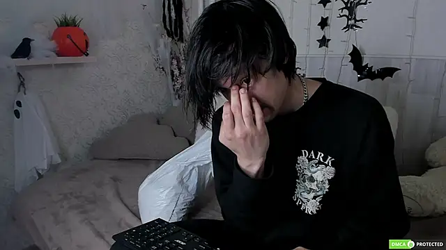 CalvinOwens online show from 10-30-25, 03:38