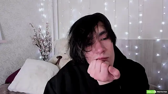 CalvinOwens online show from 11-10-25, 03:33