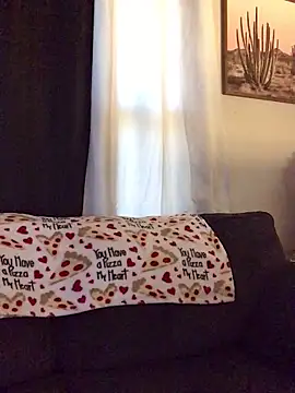 SidneyRaee online show from 02-18-26, 04:36