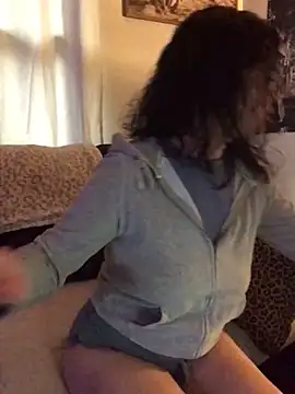 SidneyRaee online show from 10-21-25, 06:40