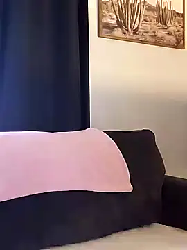 SidneyRaee online show from 02-11-25, 06:44