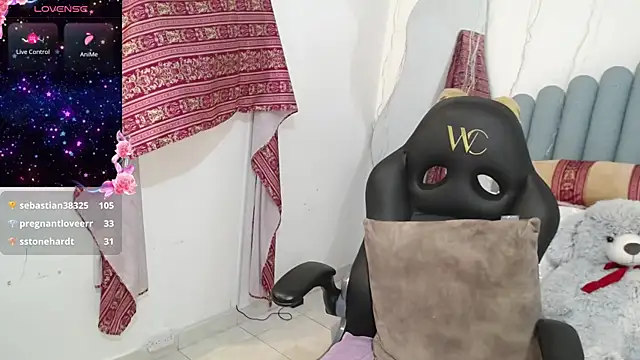 Snapshot of lakshmiraniii chatting on 01-05-26, 06:00 lakshmiraniii online show from 01-05-26, 06:00