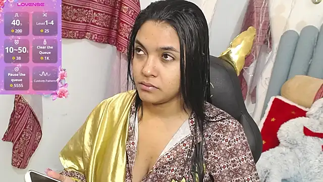 Snapshot of lakshmiraniii chatting on 12-20-25, 09:23 lakshmiraniii online show from 12-20-25, 09:23