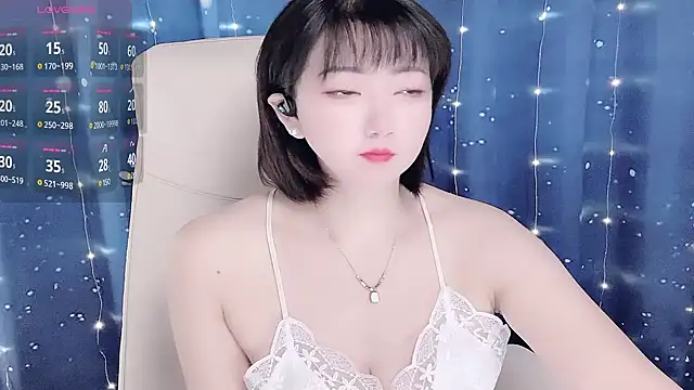 Snapshot of Mist_lili chatting on 10-10-25, 09:26 Mist lili online show from 10-10-25, 09:26