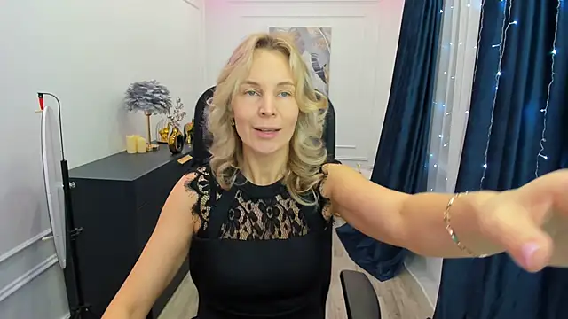 Sinty Devis online show from 01-09-26, 04:19