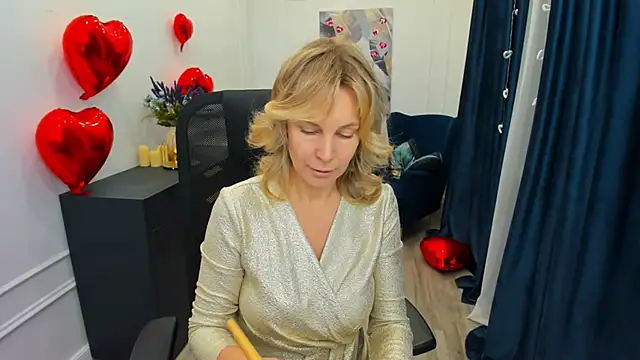 Snapshot of Sinty_Devis chatting on 02-11-26, 04:23 Sinty Devis online show from 02-11-26, 04:23