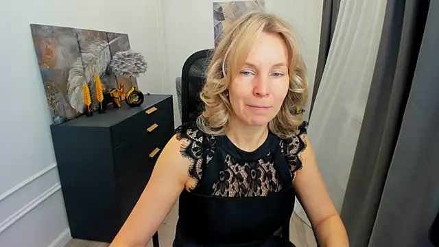 Sinty Devis online show from 03-21-26, 04:25