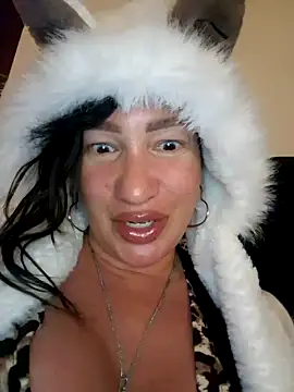 Snapshot of TheGoddessBianca chatting on 01-28-25, 04:19 TheGoddessBianca online show from 01-28-25, 04:19