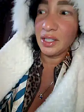 Snapshot of TheGoddessBianca chatting on 12-28-24, 03:15 TheGoddessBianca online show from 12-28-24, 03:15