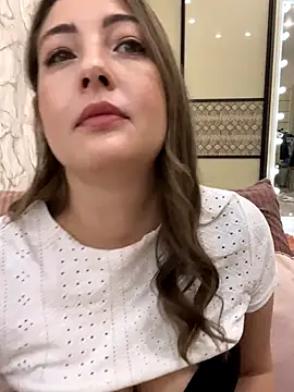 AnnaBri online show from 11-13-25, 01:42