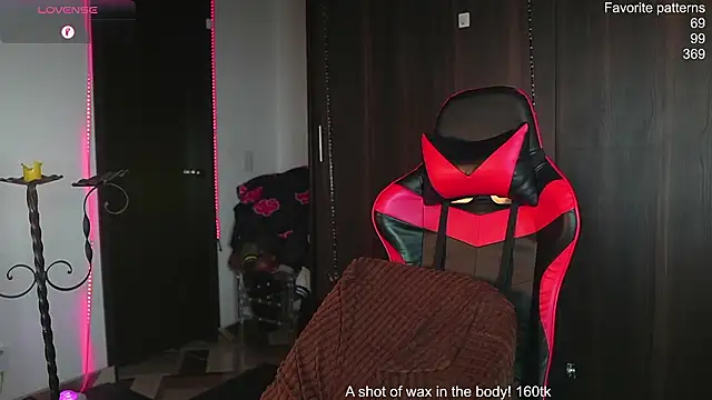 Snapshot of just_maxii chatting on 02-14-26, 06:30 just maxii online show from 02-14-26, 06:30