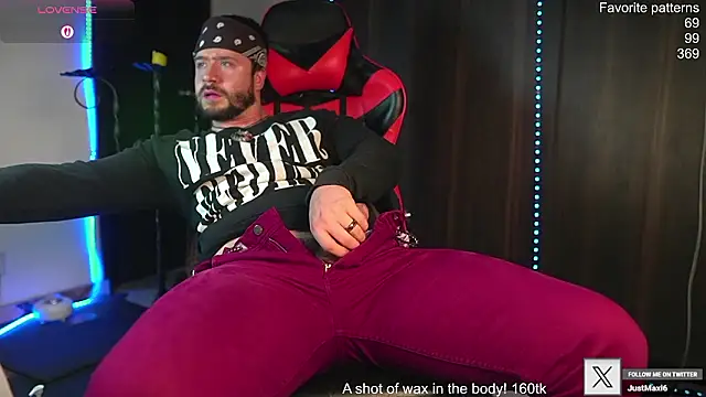 Snapshot of just_maxii chatting on 02-03-26, 02:53 just maxii online show from 02-03-26, 02:53