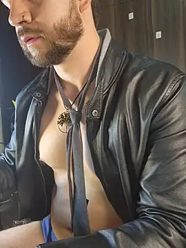 just maxii online show from 11-17-25, 11:20