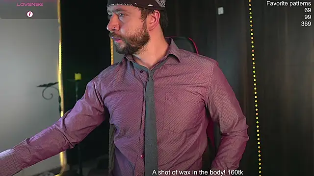 Snapshot of just_maxii chatting on 02-06-26, 05:53 just maxii online show from 02-06-26, 05:53