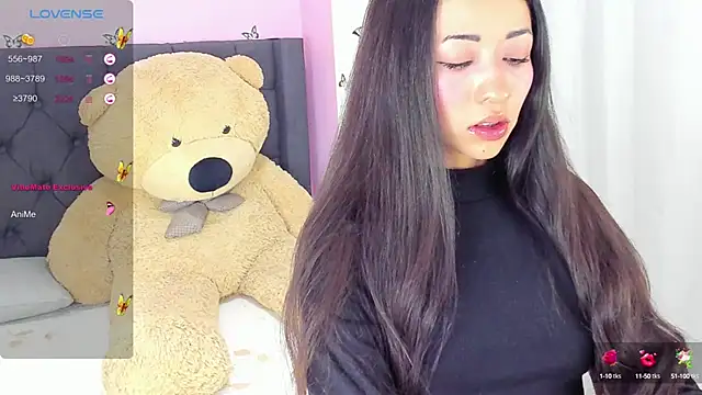 Snapshot of SophiaLiu chatting on 02-04-25, 11:49 SophiaLiu online show from 02-04-25, 11:49