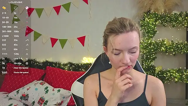 Snapshot of IdaValenti chatting on 02-03-26, 11:10 IdaValenti online show from 02-03-26, 11:10