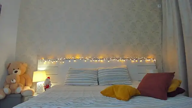 Snapshot of best_bomb chatting on 12-04-24, 04:43 best bomb online show from 12-04-24, 04:43