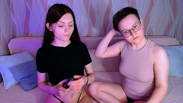  crazy baby  online show from 05-19-26, 07:10