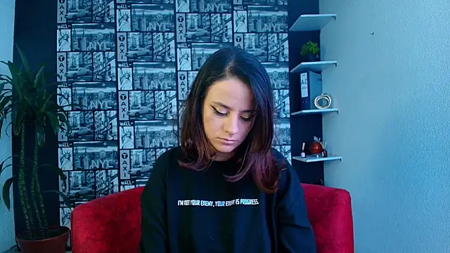 kassandra james online show from 04-13-26, 01:04