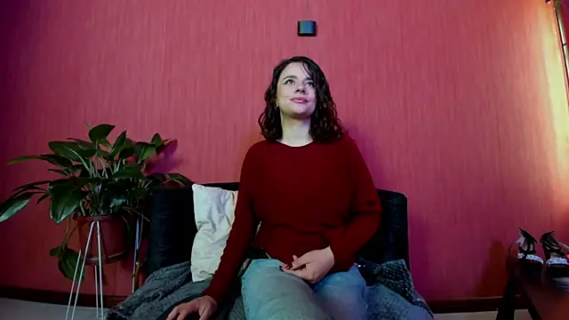 kassandra james online show from 05-07-26, 01:25