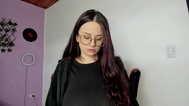 Snapshot of kassandra_james chatting on 01-24-25, 03:24 kassandra james online show from 01-24-25, 03:24