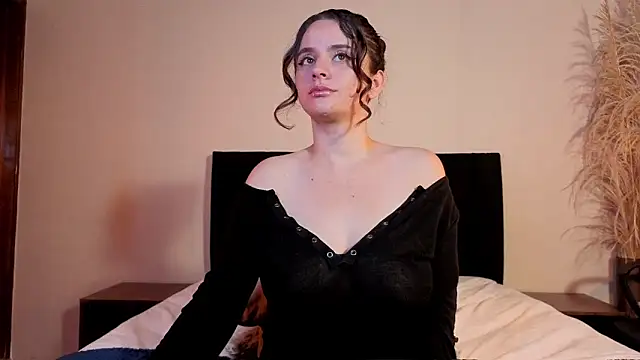 kassandra james online show from 05-11-26, 02:45