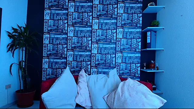 kassandra james online show from 03-12-26, 11:58