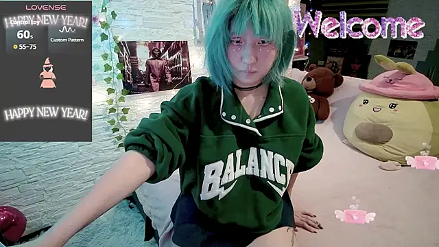 Snapshot of Akemilun chatting on 10-02-25, 05:49 Akemilun online show from 10-02-25, 05:49