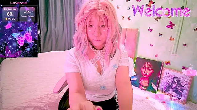 Snapshot of Akemilun chatting on 01-06-26, 08:46 Akemilun online show from 01-06-26, 08:46