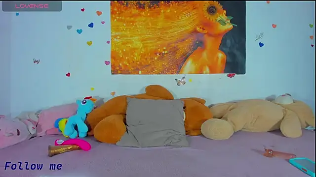 Lizzyjordanxo online show from 06-18-26, 09:20