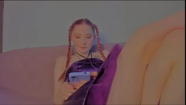 Lizzyjordanxo online show from 04-27-26, 03:21