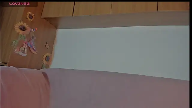 Lizzyjordanxo online show from 06-20-26, 09:31