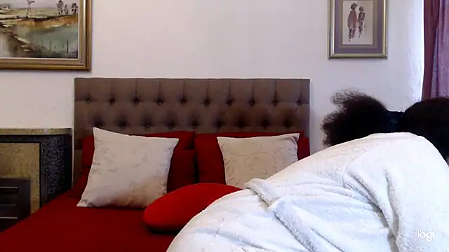 OmegaLipps online show from 05-04-26, 05:22