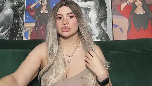 Nikki Kardashian online show from 09-29-25, 08:47