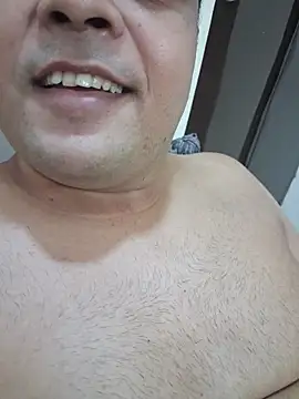 Snapshot of dirtybearr chatting on 06-16-26, 07:52 dirtybearr online show from 06-16-26, 07:52