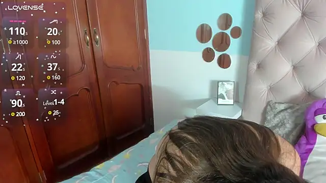 Snapshot of _Sarahh_0 chatting on 02-22-25, 05:57  Sarahh 0 online show from 02-22-25, 05:57