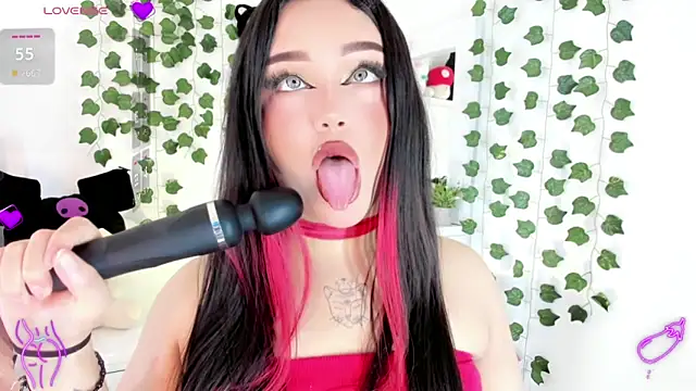 cattriona muller online show from 10-24-25, 04:22