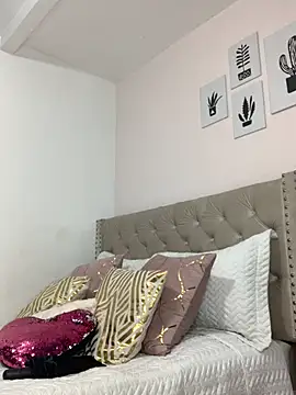 ImAlicee online show from 11-07-25, 10:03