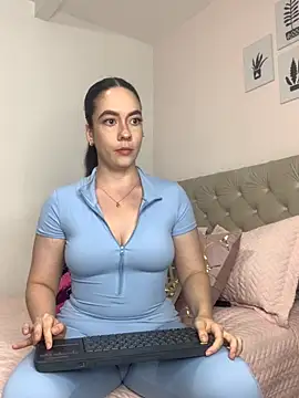 Snapshot of ImAlicee chatting on 10-14-25, 09:36 ImAlicee online show from 10-14-25, 09:36