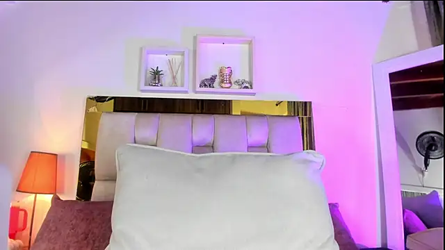 emmy r online show from 10-24-25, 12:04