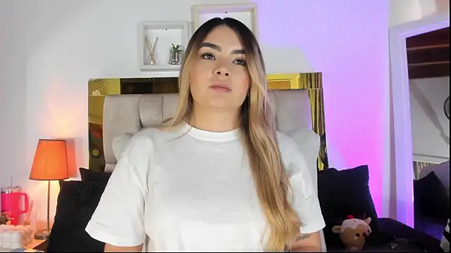 emmy r online show from 12-03-25, 12:26