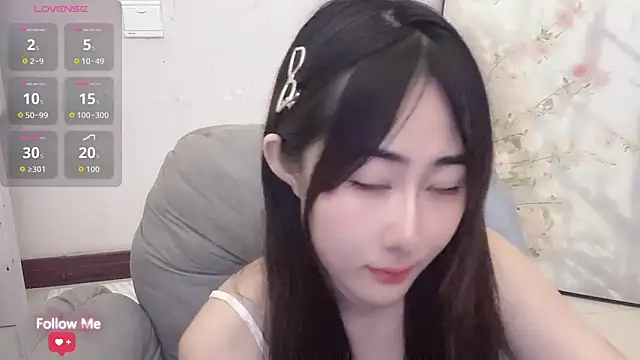 qiqi-- online show from 05-21-26, 04:32