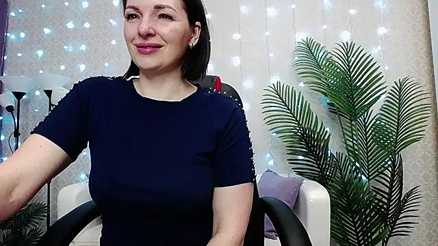 Snapshot of Camelia_Lillie chatting on 04-24-26, 01:07 Camelia Lillie online show from 04-24-26, 01:07