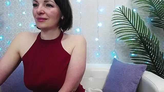 Snapshot of Camelia_Lillie chatting on 05-19-26, 01:21 Camelia Lillie online show from 05-19-26, 01:21