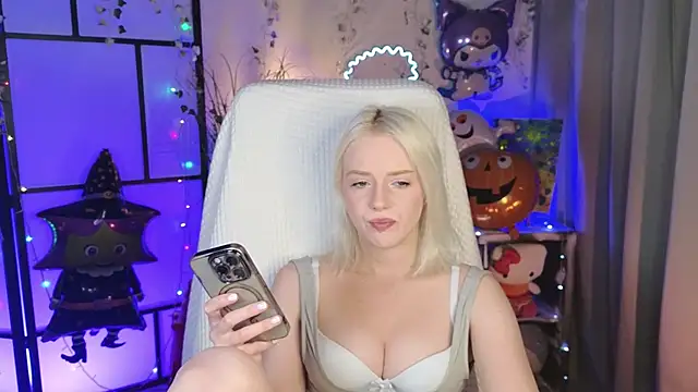 ImBonBon online show from 10-08-25, 01:40