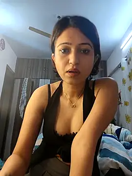 Snapshot of Angel_rani2 chatting on 09-13-25, 02:06 Angel rani2 online show from 09-13-25, 02:06
