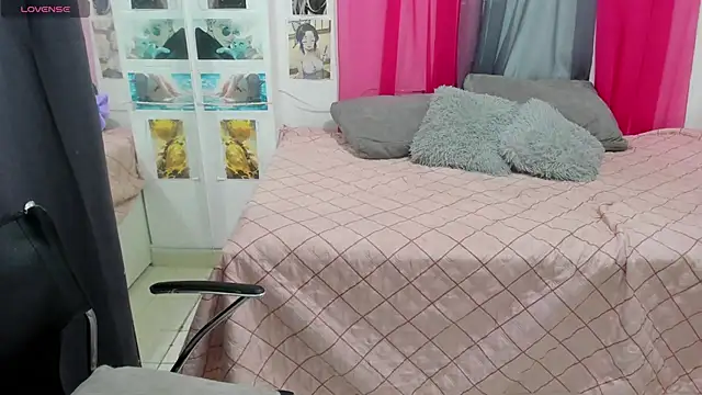 lissavillalobos online show from 12-01-24, 09:09