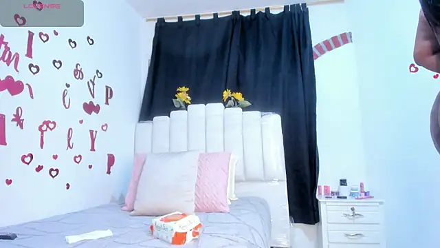 RoxannaBlanche online show from 03-03-26, 12:56