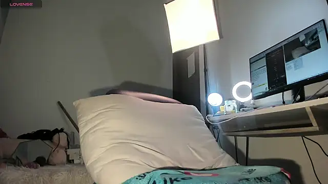 Nata bernett online show from 11-21-25, 10:20